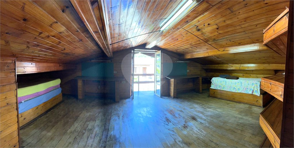Casa à venda com 8 quartos, sendo 4 suítes, em Eldorado, Diadema, SP