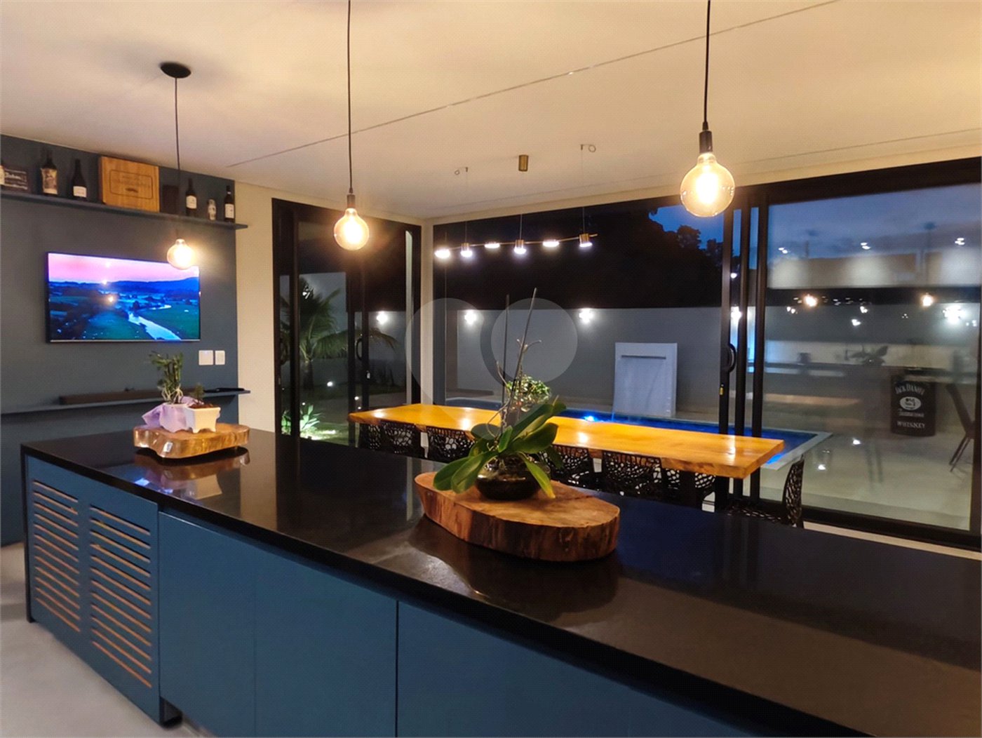 Casa à venda com 3 suítes no condomínio Villa D' Oro, Vinhedo - SP