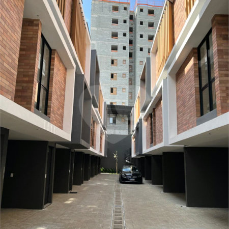 Casa à venda com 2 suítes no condomínio Cube Villa, São Paulo - SP