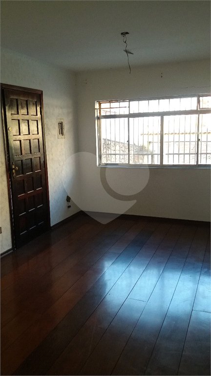 Sobrado à venda com 3 quartos, sendo 1 suíte, em Tremembé, São Paulo, SP