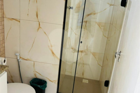 Casa à venda com 4 quartos, sendo 3 suítes, no condomínio Morada da Serra Residencial, Rio de Janeiro - RJ