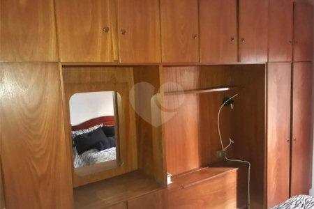 Apartamento para locação na Saúde de 80m² com 2 dormitórios.