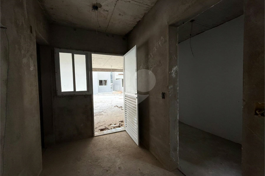 Casa à venda com 3 suítes no condomínio Residencial Floresta, São Paulo - SP