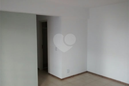 Apartamento à venda com 3 quartos, sendo 1 suíte,  em Cidade Monções, São Paulo, SP
