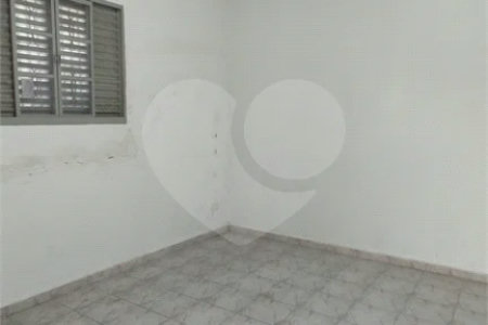 Terreno à venda com 3 quartos em Chora Menino, São Paulo, SP