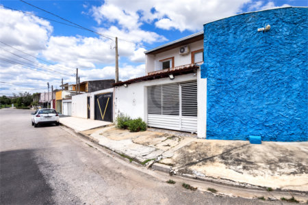 Casa à venda com 2 quartos, sendo 1 suíte, em Jardim Abaeté, Sorocaba, SP