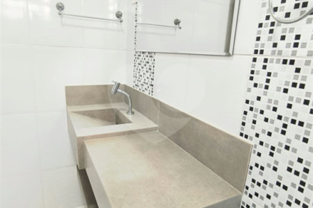 Casa à venda com 3 quartos, sendo 1 suíte, em Vila Arnaldo, São Carlos, SP