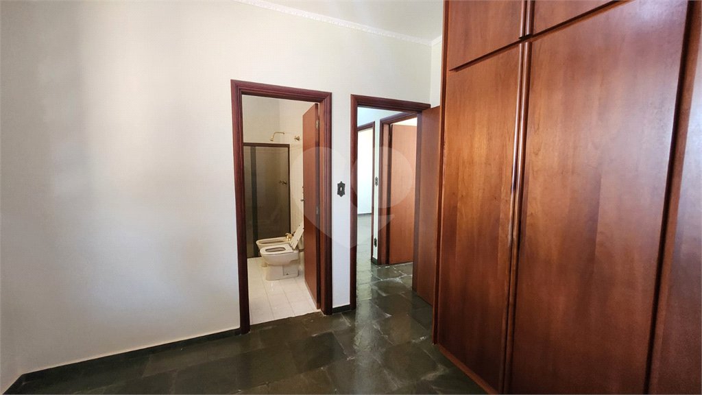 Casa à venda com 3 quartos, sendo 2 suítes, em Jardim Europa (vila Xavier), Araraquara, SP