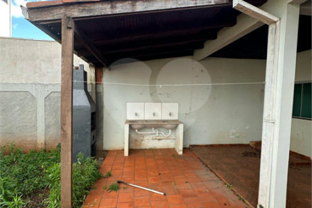 Casa à venda com 2 quartos em Jardim das Rosas, Ponta Porã, MS