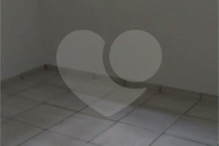 Casa Térrea à venda com 2 quartos em Vila Gustavo, São Paulo, SP