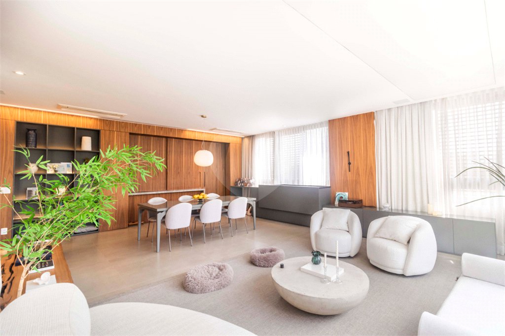 Apartamento à venda com 2 suítes em Brooklin, São Paulo, SP