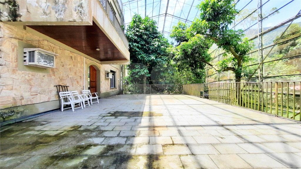 Casa à venda com 11 quartos, sendo 6 suítes, em Taquara, Rio de Janeiro, RJ