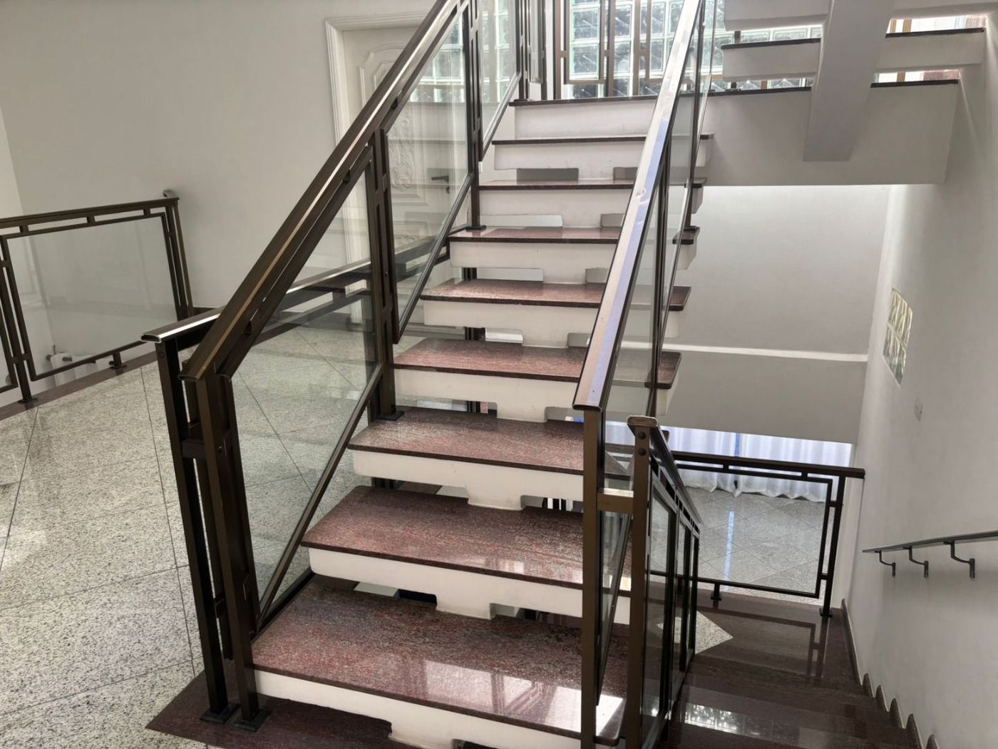 Casa com 3 dormitórios à venda, 330 m² por R$ 2.770.000,00 - Ponta da Praia - Santos/SP
