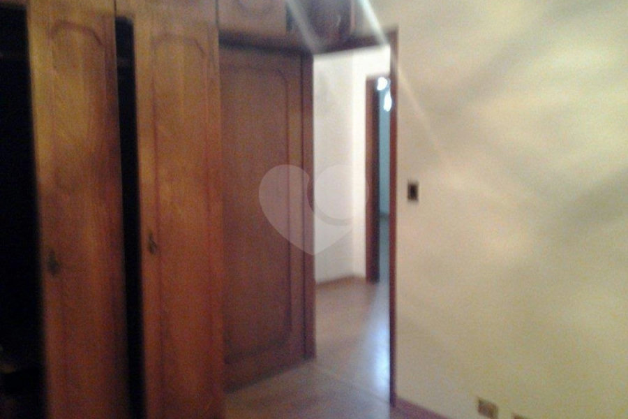 Sobrado à venda com 4 quartos, sendo 1 suíte, em Palmas do Tremembé, São Paulo, SP