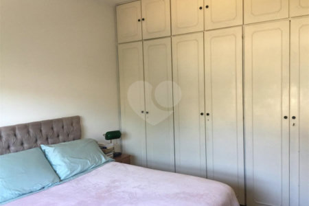 Sobrado à venda com 3 quartos, sendo 1 suíte, em Vila Nova Caledônia, São Paulo, SP