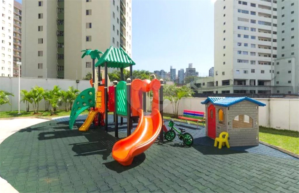 Apartamento à venda com 3 suítes em Aclimação, São Paulo, SP