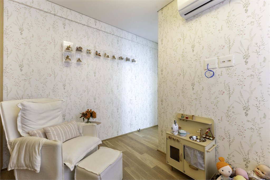 Apartamento à venda com 3 suítes em Jardim das Bandeiras, São Paulo, SP