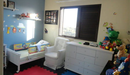 Apartamento à venda com 3 quartos, sendo 1 suíte,  em Saúde, São Paulo, SP