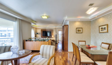 Apartamento à venda com 3 quartos, sendo 2 suítes,  em Jardim Marajoara, São Paulo, SP