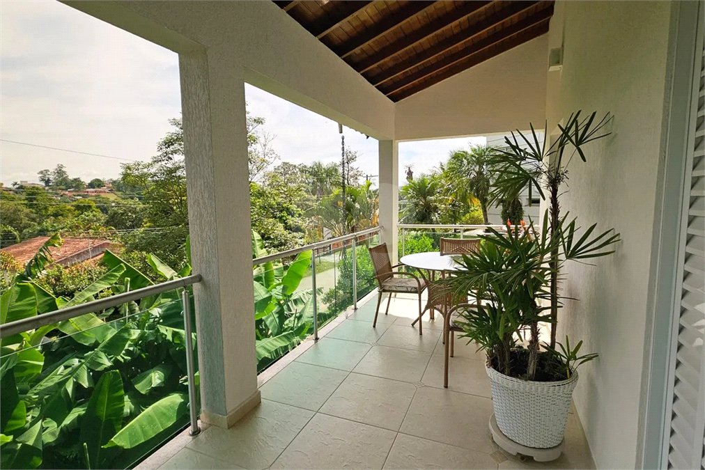 Casa à venda com 5 suítes no condomínio Capital Ville 2, Jundiaí - SP