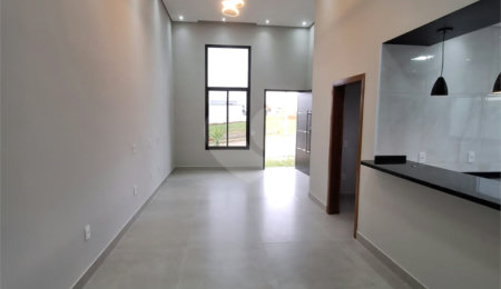 Casa à venda com 3 quartos, sendo 1 suíte,  no condomínio Helena Maria, Sorocaba - SP