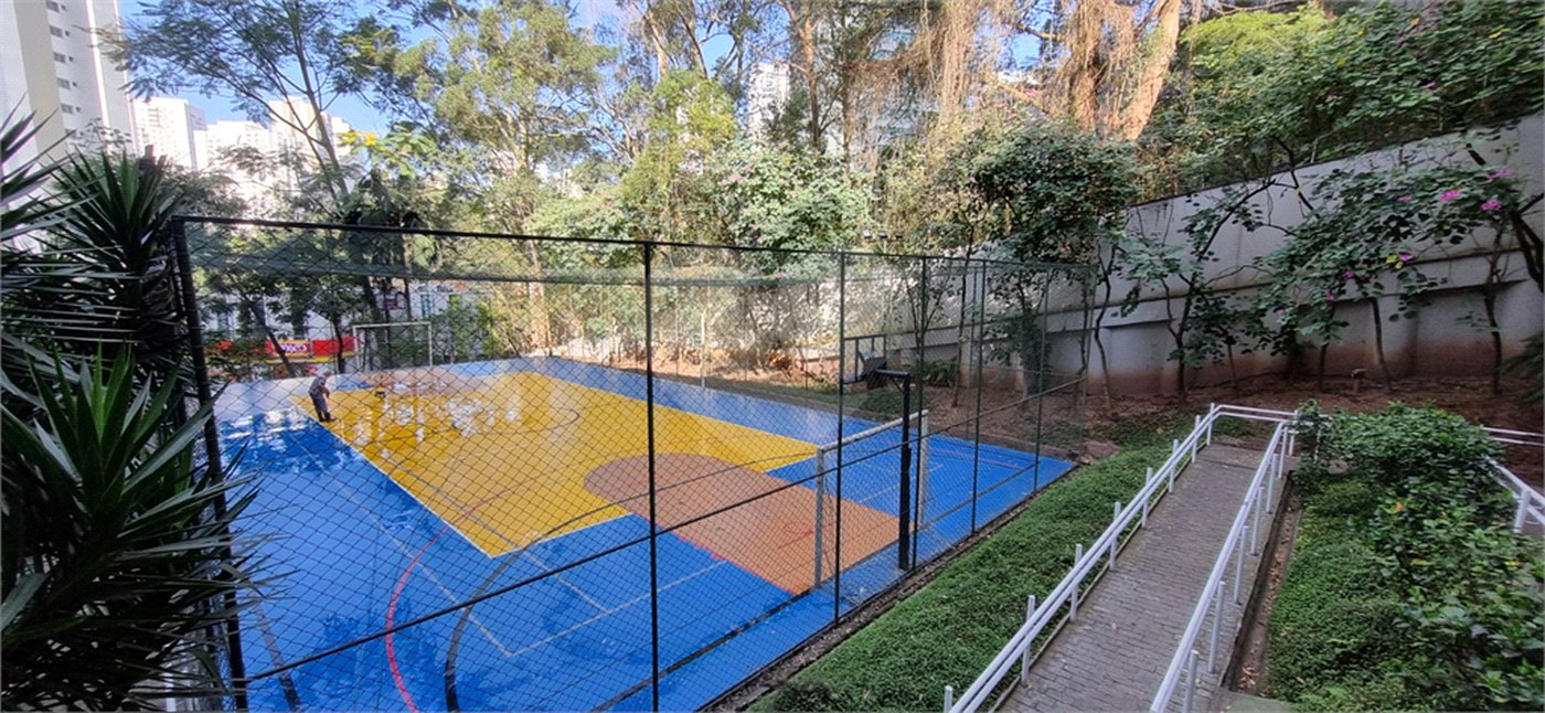 Apartamento à venda com 3 suítes em Jardim Londrina, São Paulo, SP