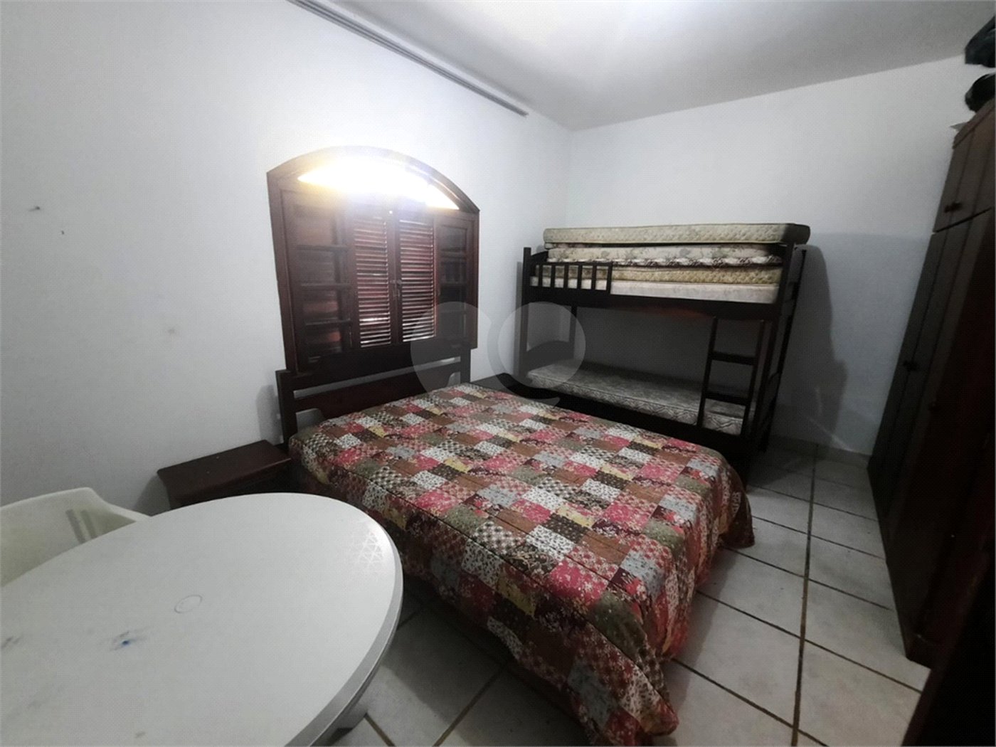Casa à venda com 3 quartos, sendo 1 suíte,  em Jardim Aruan, Caraguatatuba, SP