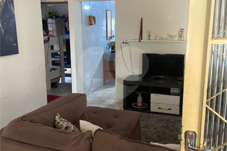Casa à venda com 2 quartos em Jardim Cangalha, Três Lagoas, MS