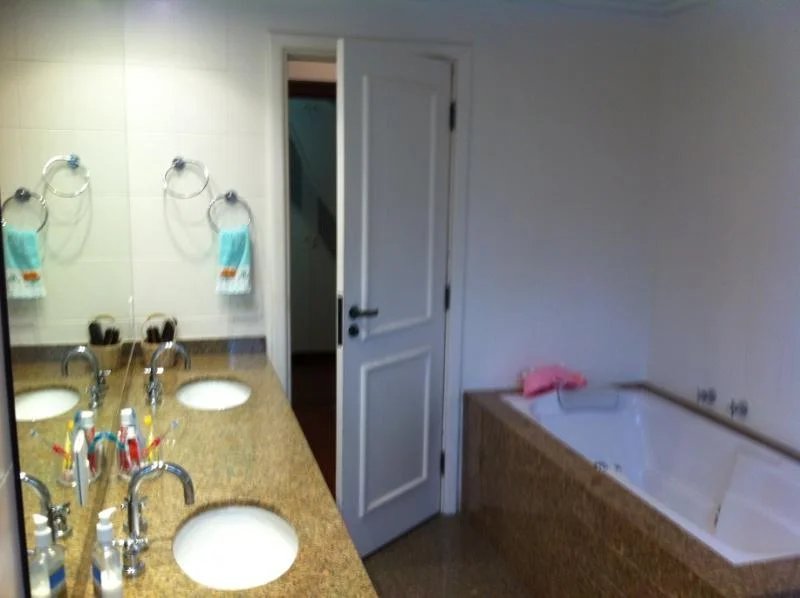 Apartamento à venda com 4 suítes em Real Parque, São Paulo, SP