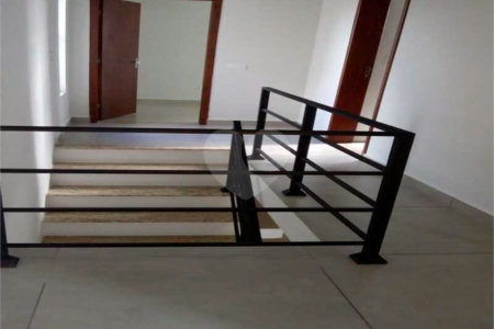Sobrado à venda com 3 quartos em Parque São Lourenço, Indaiatuba, SP