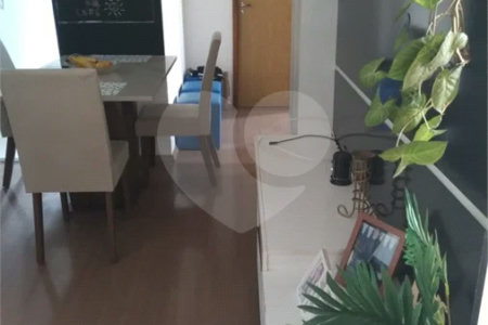 Apartamento à venda com 2 quartos em Jardim Ísis, Cotia, SP