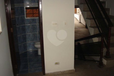Sobrado à venda com 6 quartos, sendo 2 suítes,  em Santana, São Paulo, SP