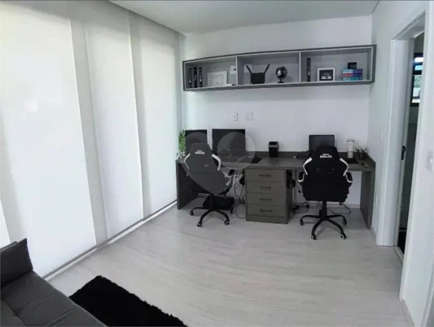 Casa à venda com 4 suítes no condomínio Fazenda Serra Azul, Itupeva - SP