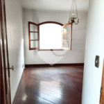 Sobrado à venda com 4 quartos, sendo 2 suítes, em Jardim São Bento, São Paulo, SP