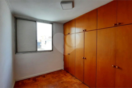 Apartamento à venda com 3 quartos, sendo 1 suíte, em Santa Cecília, São Paulo, SP