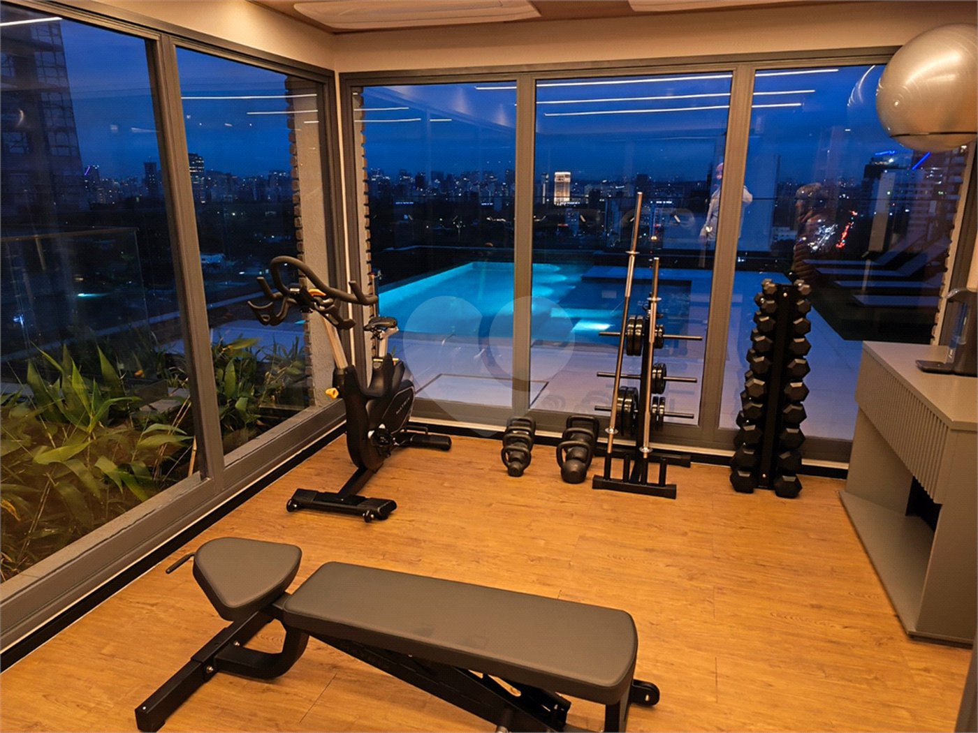 Apartamento à venda ou para alugar com 1 quarto em Jardim América, São Paulo, SP