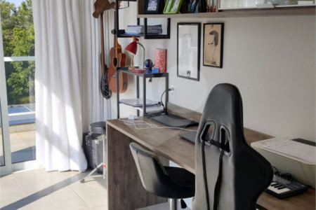 Casa à venda com 4 quartos, sendo 3 suítes, no condomínio Estância Marambaia, Vinhedo - SP