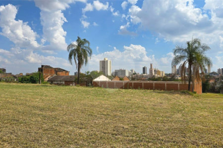 Terreno à venda em Vila Xavier (vila Xavier), Araraquara, SP