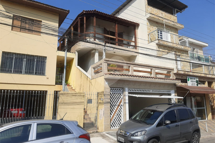 Sobrado à venda com 3 quartos, sendo 1 suíte, em Tremembé, São Paulo, SP
