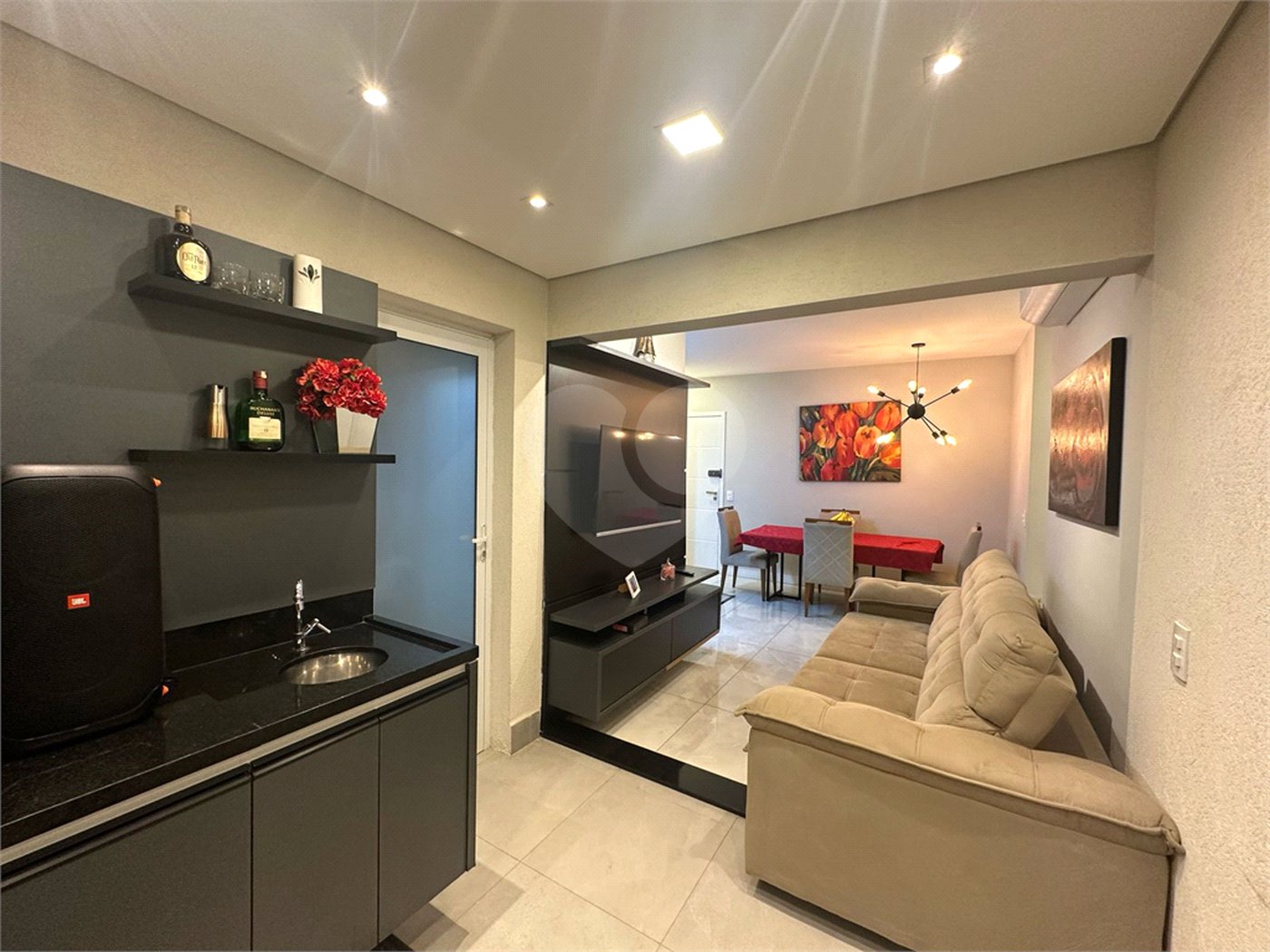 Apartamento à venda com 2 quartos, sendo 1 suíte, em Vila Guilherme, São Paulo, SP