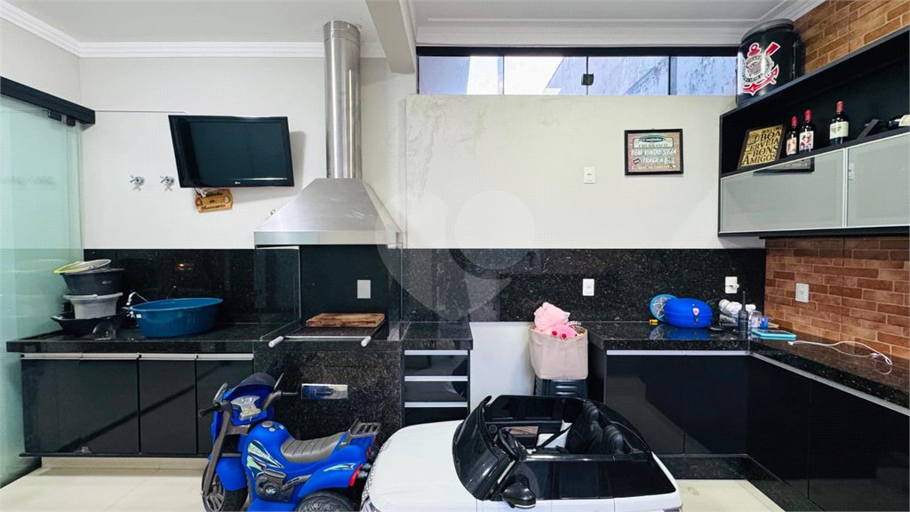 Casa à venda com 3 quartos, sendo 1 suíte, no condomínio Horto Florestal III, Sorocaba - SP