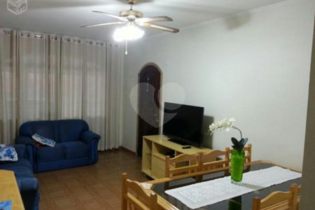 Sobrado à venda com 3 quartos, sendo 1 suíte, em Parque Vitória, São Paulo, SP