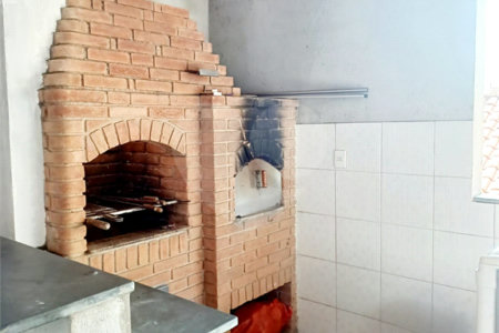 Casa à venda com 3 quartos, sendo 1 suíte,  no condomínio Altos de Poa, Poá - SP