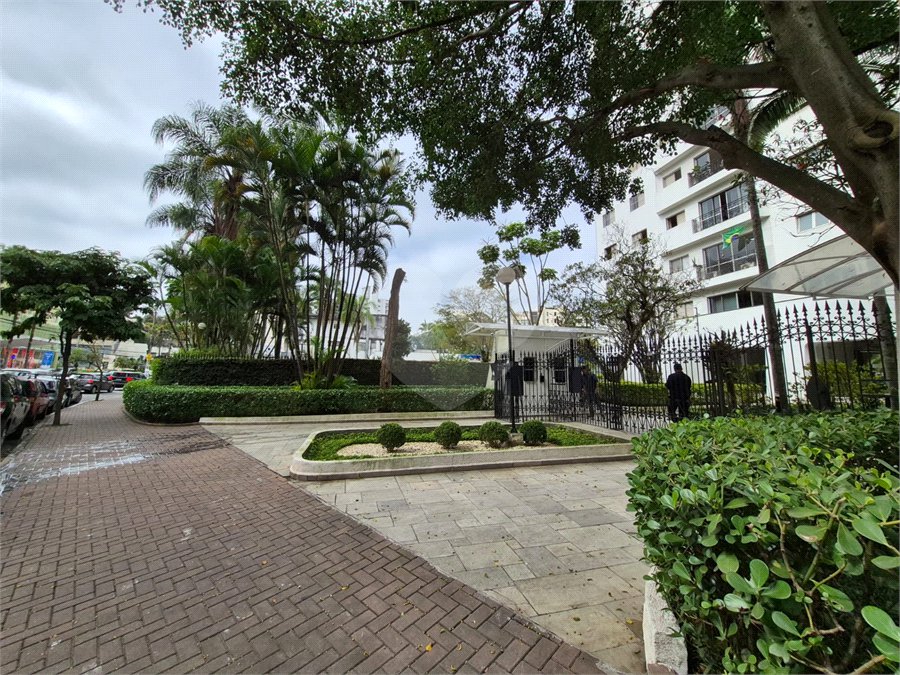 Apartamento à venda com 2 quartos, sendo 1 suíte, em Vila Andrade, São Paulo, SP