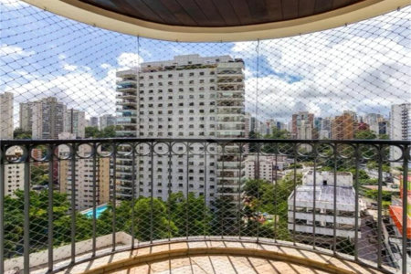 Apartamento à venda com 4 quartos, sendo 3 suítes, em Vila Andrade, São Paulo, SP