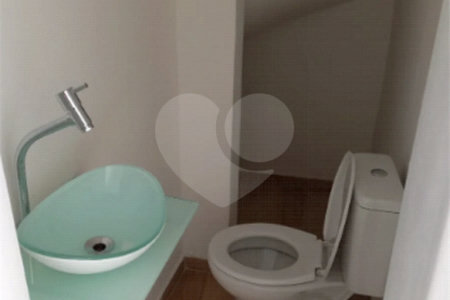 Sobrado à venda com 2 quartos, sendo 1 suíte,  em Brooklin Paulista, São Paulo, SP