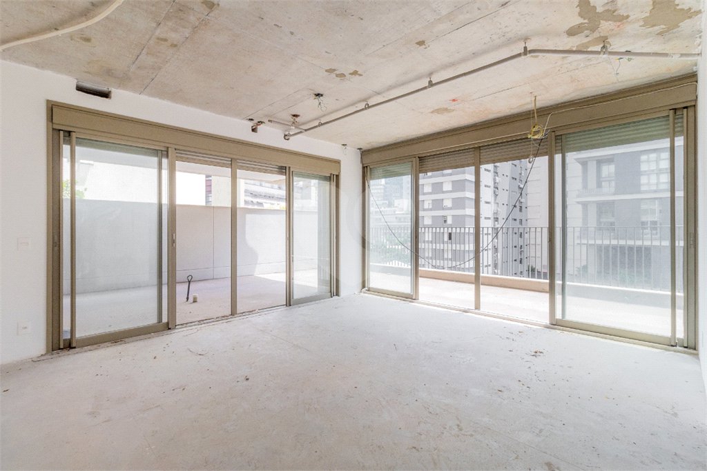 Apartamento à venda com 3 suítes em Jardim América, São Paulo, SP