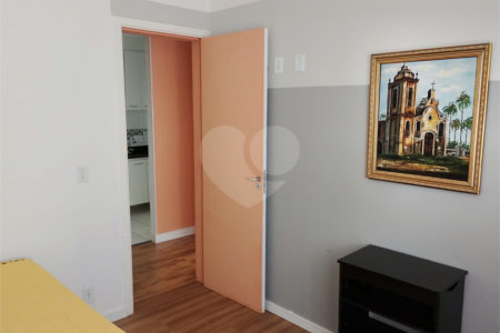Apartamento à venda com 2 quartos em Jardim Monte Santo, Cotia, SP