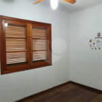 Sobrado à venda com 4 quartos, sendo 2 suítes, em Tremembé, São Paulo, SP