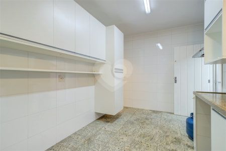 Sobrado à venda com 3 quartos, sendo 1 suíte, em Jardim Petrópolis, São Paulo, SP